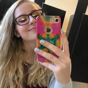 Meet your Posher, Jade